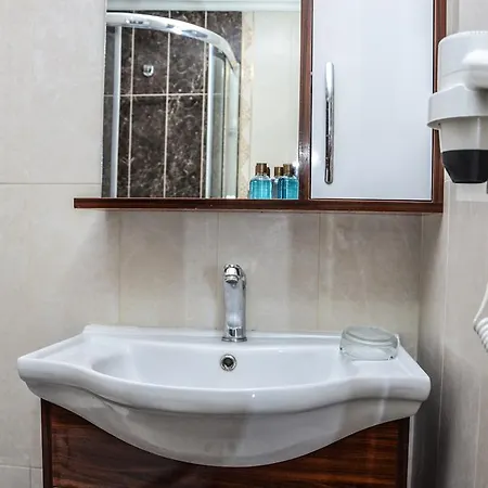 מלון Uzunhan Ayvalı