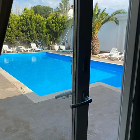 فندق Uzunhan Ayvalı